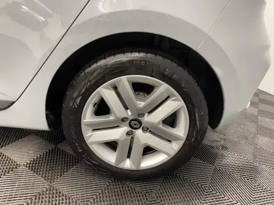 RENAULT CLIO V - voiture d'occasion - Photo 24