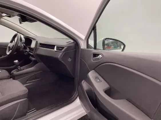 RENAULT CLIO V - voiture d'occasion - Photo 18