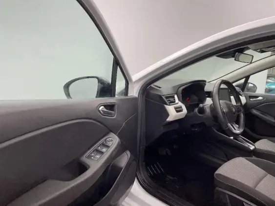 RENAULT CLIO V - voiture d'occasion - Photo 19