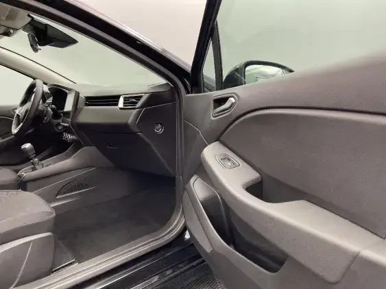 RENAULT CLIO V - voiture d'occasion - Photo 19