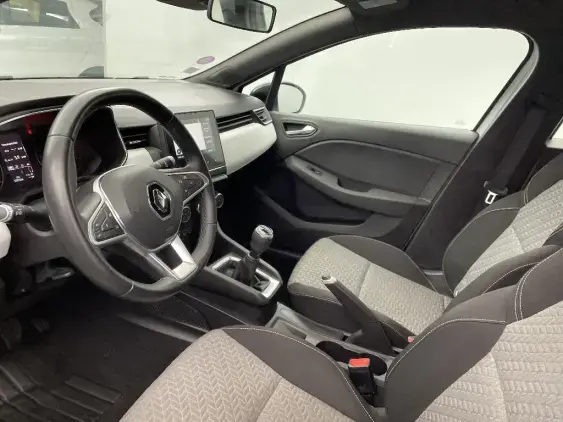 RENAULT CLIO V - voiture d'occasion - Photo 18