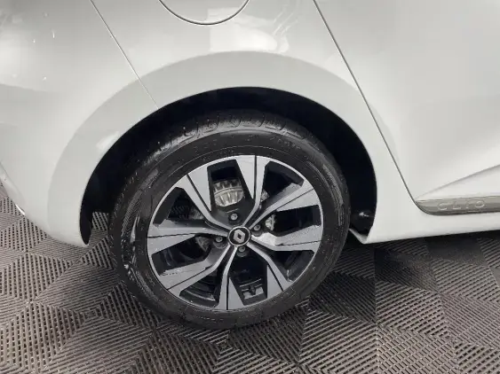 RENAULT CLIO V - voiture d'occasion - Photo 25