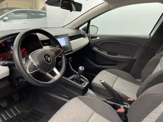 RENAULT CLIO V - voiture d'occasion - Photo 18