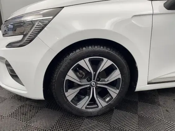 RENAULT CLIO V - voiture d'occasion - Photo 23