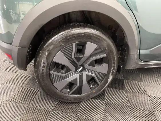 DACIA SANDERO III - voiture d'occasion - Photo 24