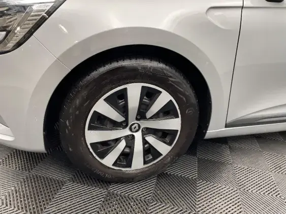 RENAULT CLIO V - voiture d'occasion - Photo 21