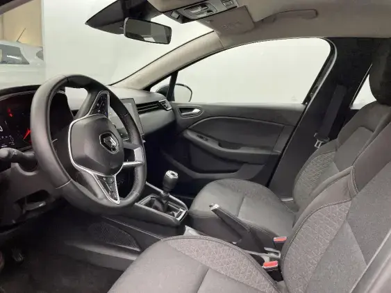 RENAULT CLIO V - voiture d'occasion - Photo 17