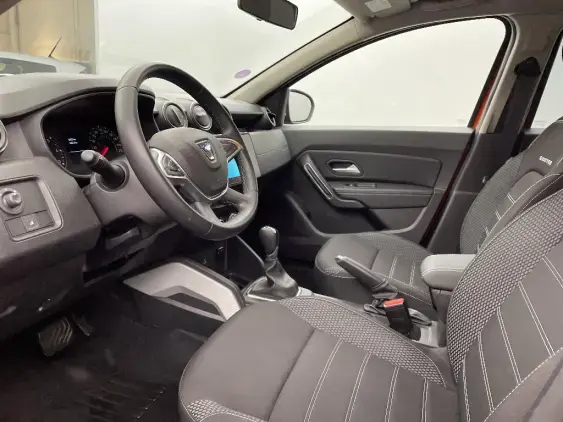 DACIA DUSTER II - voiture d'occasion - Photo 17