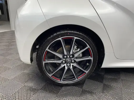 TOYOTA YARIS IV - voiture d'occasion - Photo 24