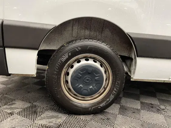 RENAULT MASTER FG III - voiture d'occasion - Photo 19