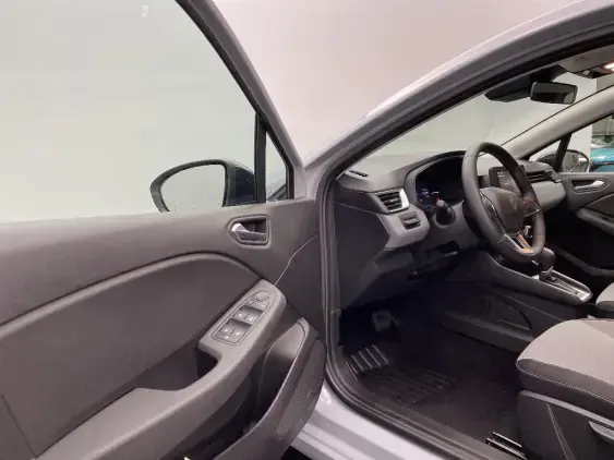 RENAULT CLIO V - voiture d'occasion - Photo 19