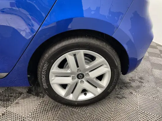 RENAULT CLIO V - voiture d'occasion - Photo 24