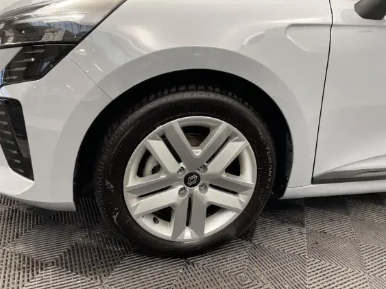 RENAULT CLIO V - voiture d'occasion - Photo 23