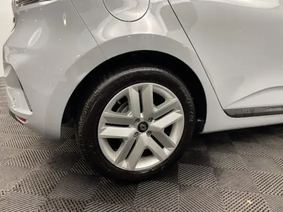 RENAULT CLIO V - voiture d'occasion - Photo 25