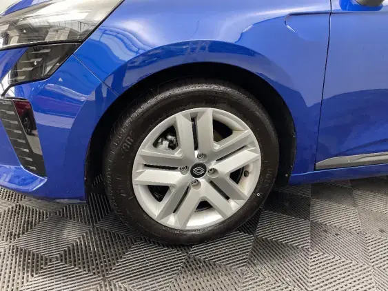 RENAULT CLIO V - voiture d'occasion - Photo 22