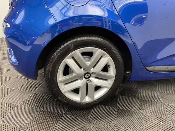 RENAULT CLIO V - voiture d'occasion - Photo 24