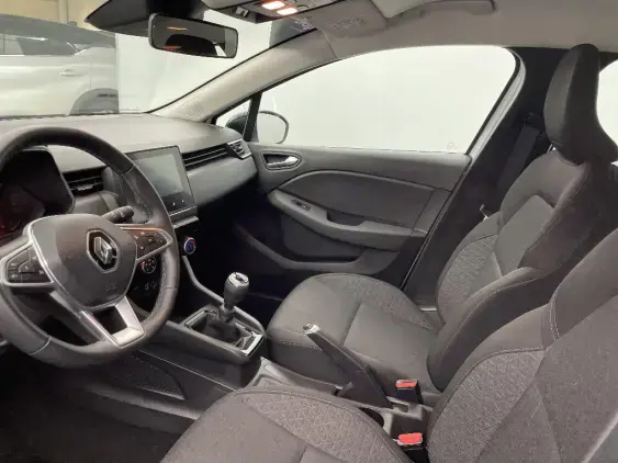 RENAULT CLIO V - voiture d'occasion - Photo 17