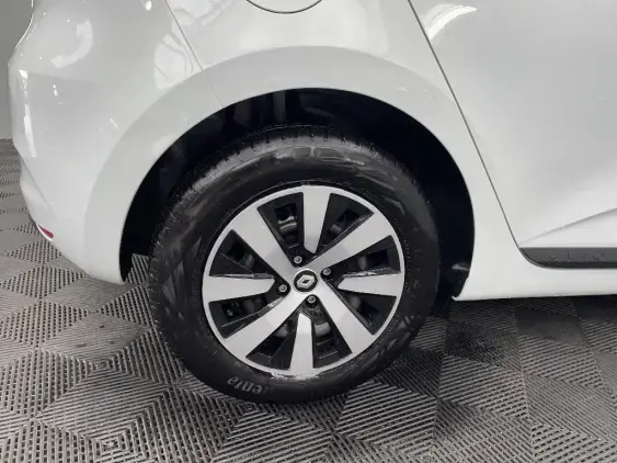 RENAULT CLIO V - voiture d'occasion - Photo 24