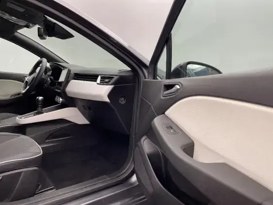 RENAULT CLIO V - voiture d'occasion - Photo 20