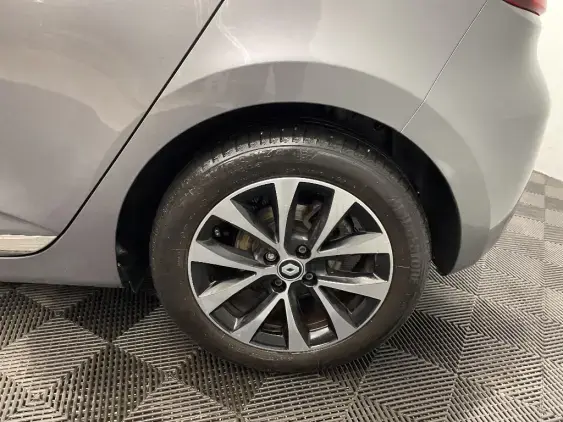 RENAULT CLIO V - voiture d'occasion - Photo 24