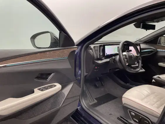 RENAULT MEGANE V - voiture d'occasion - Photo 19