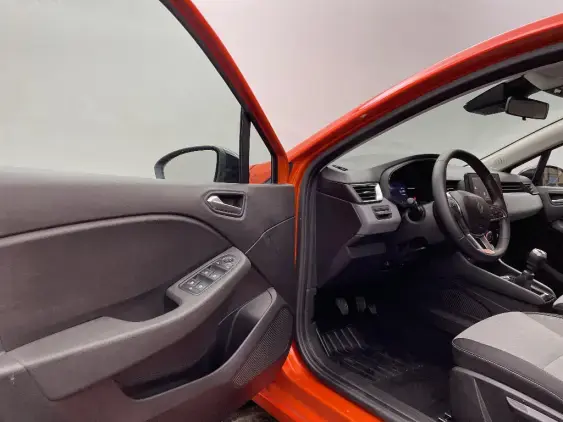 RENAULT CLIO V - voiture d'occasion - Photo 19