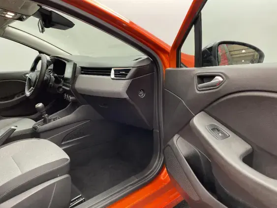 RENAULT CLIO V - voiture d'occasion - Photo 20