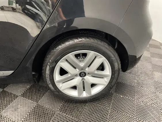 RENAULT CLIO V - voiture d'occasion - Photo 24