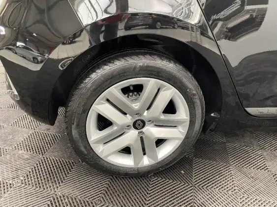 RENAULT CLIO V - voiture d'occasion - Photo 25