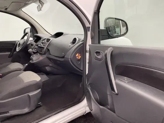 RENAULT KANGOO II - voiture d'occasion - Photo 18