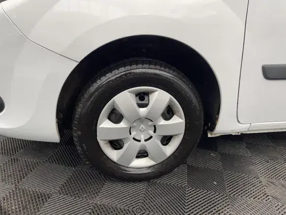 RENAULT KANGOO II - voiture d'occasion - Photo 21