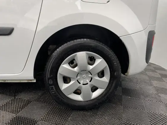 RENAULT KANGOO II - voiture d'occasion - Photo 22