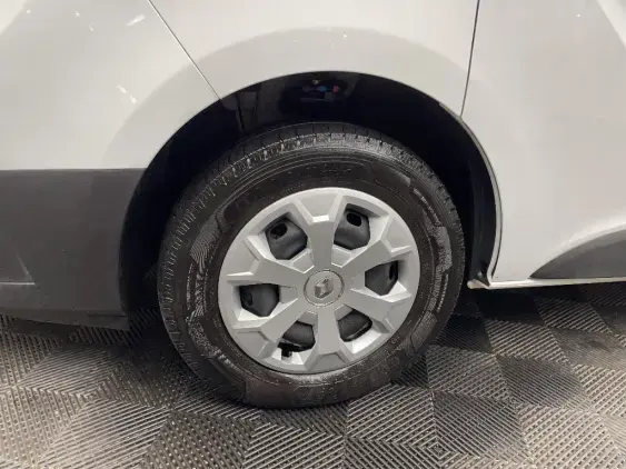 RENAULT TRAFIC III - voiture d'occasion - Photo 21