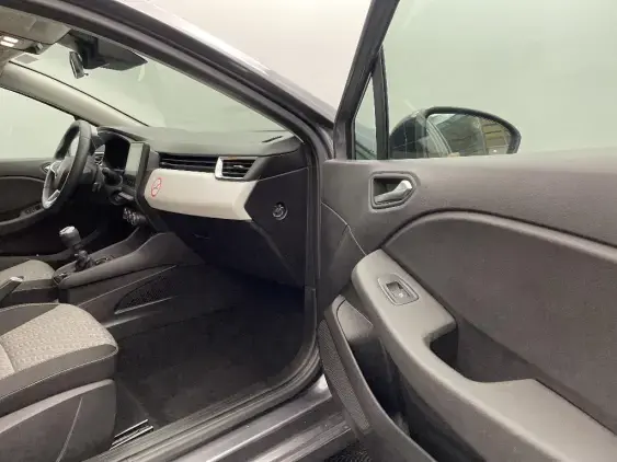 RENAULT CLIO V - voiture d'occasion - Photo 20