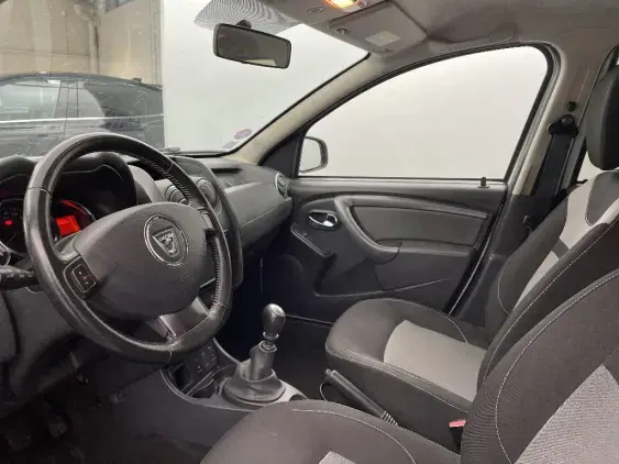 DACIA DUSTER - voiture d'occasion - Photo 17