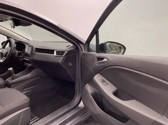 RENAULT CLIO V - voiture d'occasion - Photo 19