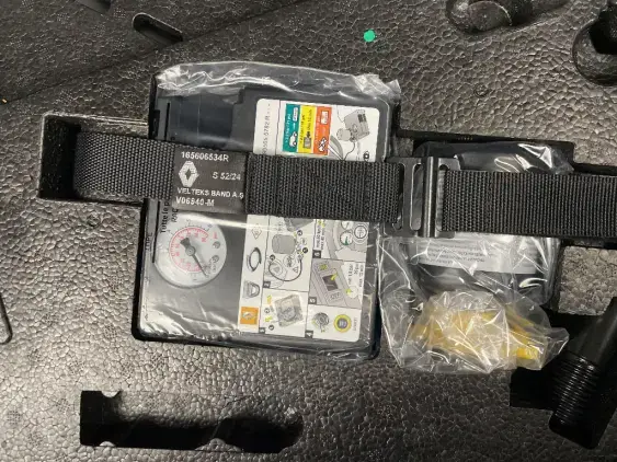 RENAULT CLIO V - voiture d'occasion - Photo 17