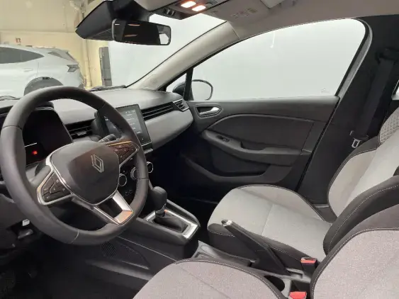 RENAULT CLIO V - voiture d'occasion - Photo 18