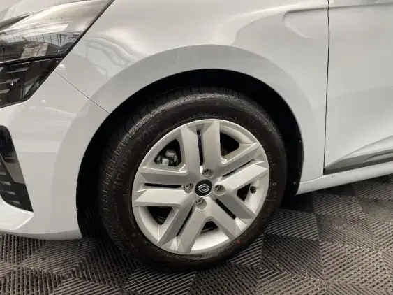 RENAULT CLIO V - voiture d'occasion - Photo 23