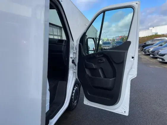 RENAULT MASTER FG III - voiture d'occasion - Photo 20