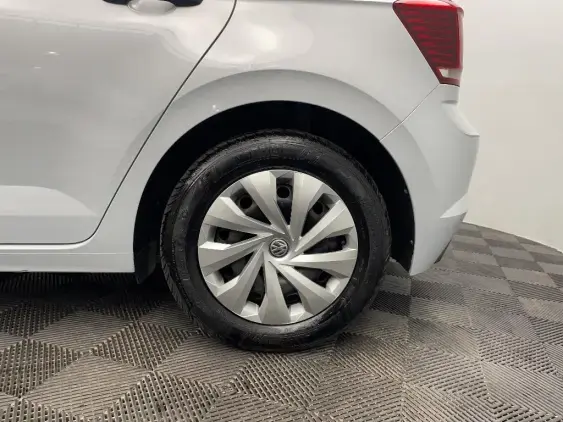 VOLKSWAGEN POLO VI - voiture d'occasion - Photo 22