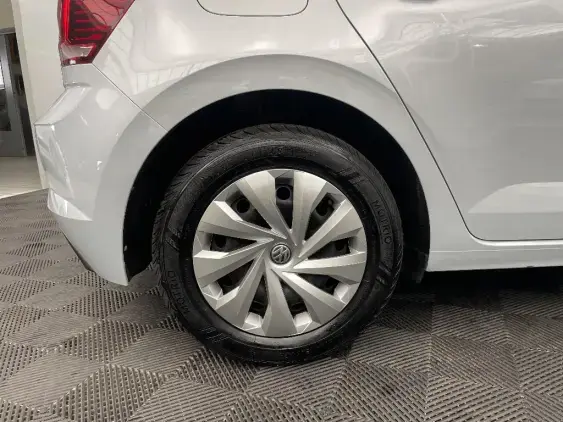 VOLKSWAGEN POLO VI - voiture d'occasion - Photo 23