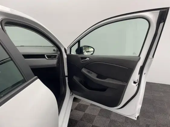 RENAULT CLIO V - voiture d'occasion - Photo 20