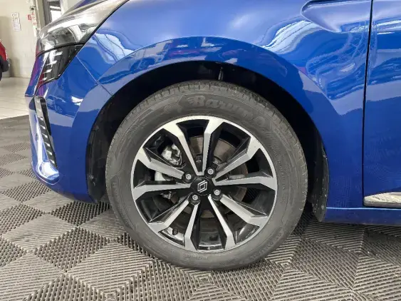 RENAULT CLIO V - voiture d'occasion - Photo 22