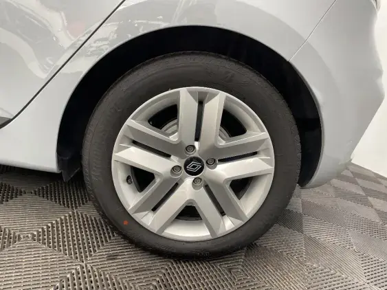 RENAULT CLIO V - voiture d'occasion - Photo 24