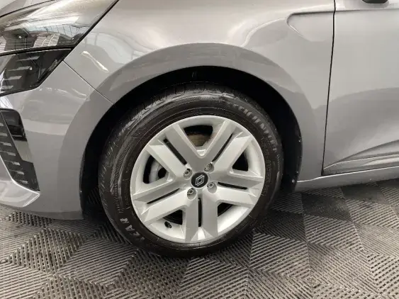 RENAULT CLIO V - voiture d'occasion - Photo 23