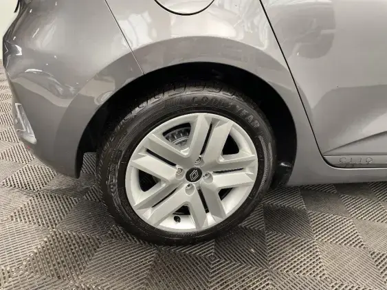 RENAULT CLIO V - voiture d'occasion - Photo 25