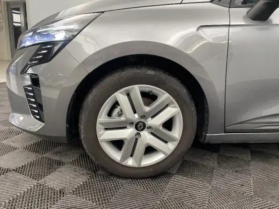 RENAULT CLIO V - voiture d'occasion - Photo 22