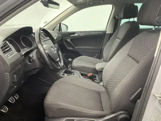VOLKSWAGEN TIGUAN II - voiture d'occasion - Photo 18