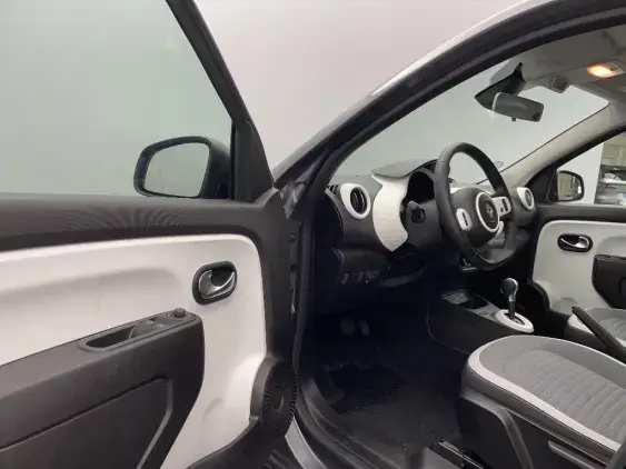 RENAULT TWINGO ELECTRIQUE III - voiture d'occasion - Photo 17